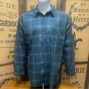 East Island Button Up Shirt, L